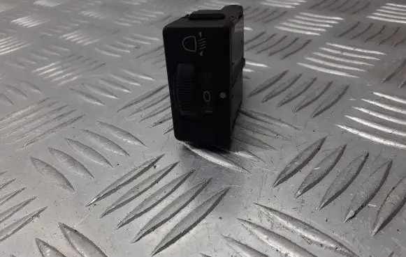 Toyota Aygo AB10 Light relay 