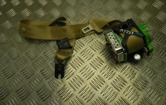 Audi A8 S8 D4 4H Front seatbelt 4H0857805A M3777