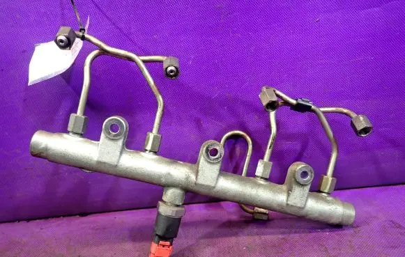 Peugeot 206 CC Fuel main line pipe 0445214019