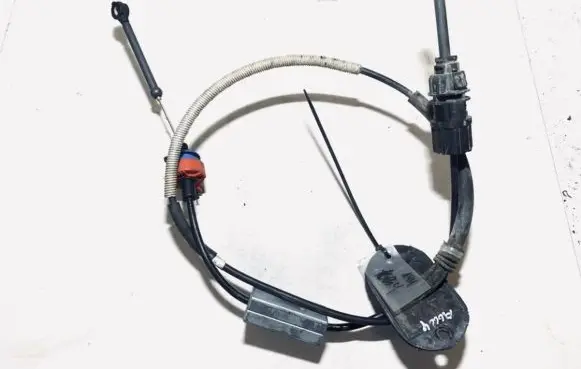 Ford Focus Gear shift cable linkage