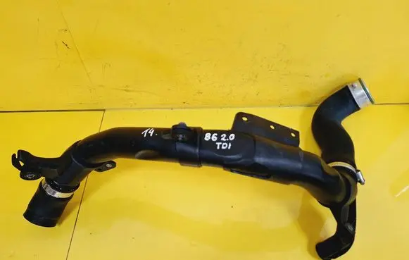 Intercooler hose/pipe