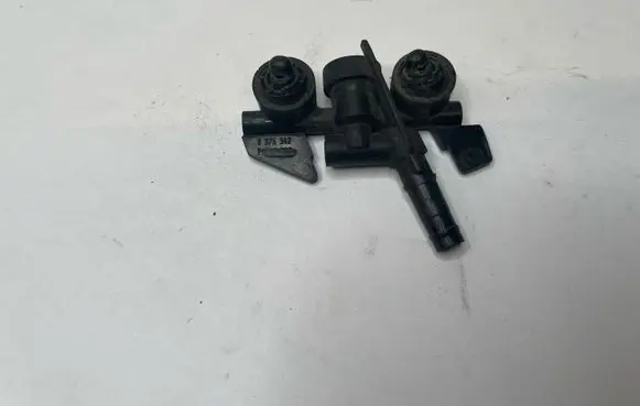 BMW 3 E46 Headlight washer spray nozzle 8375542
