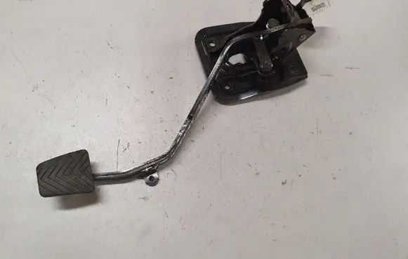 Clutch pedal
