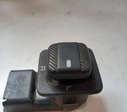 Volkswagen Transporter - Caravelle T4 Wing mirror switch 321959565 357959565 357959565A