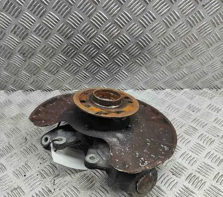 Rear wheel hub