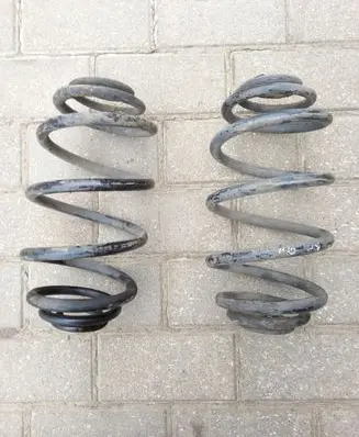 Opel Zafira B Rear coil spring