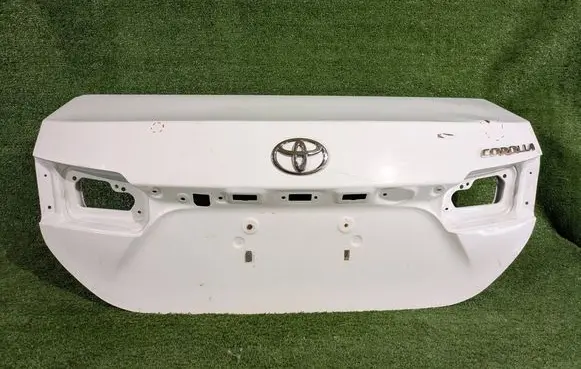 Toyota Corolla E160 E170 Truck tailgate 