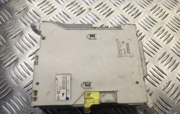 Lexus GS 300 350 430 450H Fuse box set 8267230141