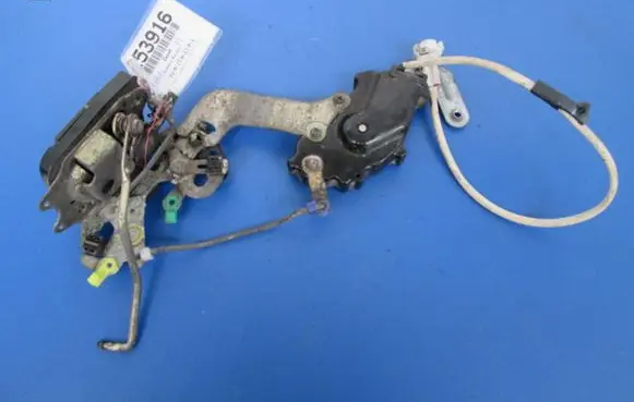 Suzuki Baleno EG Rear door lock