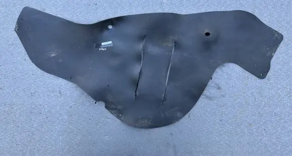 Nissan Patrol Y60 Engine compartment rubber 6483706J00