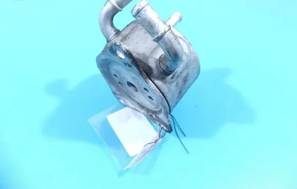 Engine oil radiator