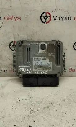 Hyundai i40 Engine control unit/module 391252A205 0281018051 391202A205