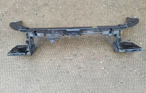 Land Rover Evoque I Top upper radiator support slam panel BJ3200260AB