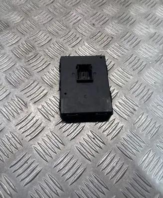 Keyless (KESSY) go control unit/module