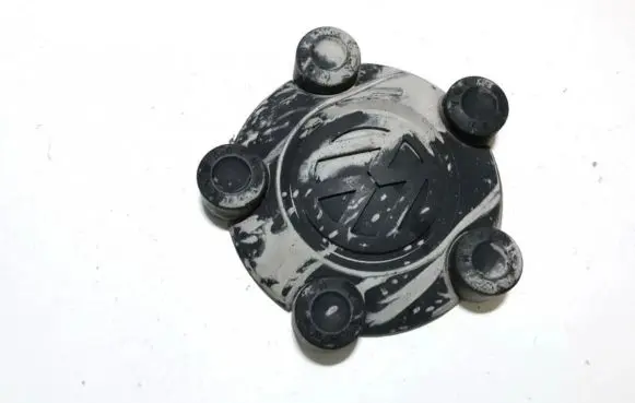 Volkswagen Caddy Original wheel cap 2k0601169