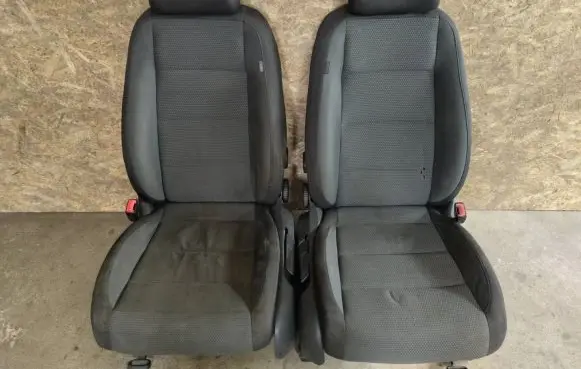 Volkswagen Golf VI Seat set 