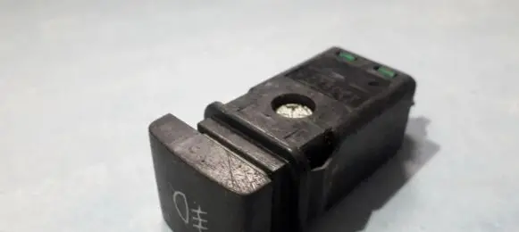 Saab 900 Fog light switch 4409223
