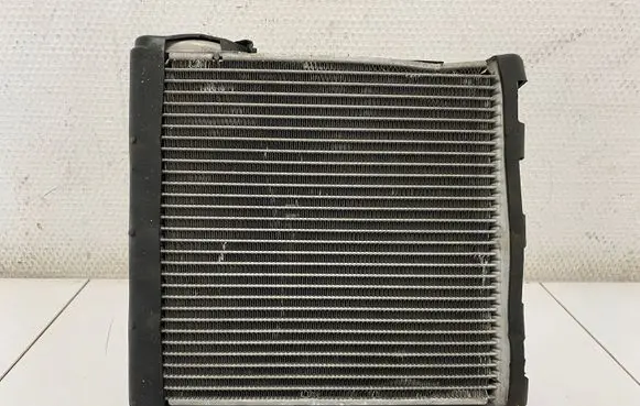 Mitsubishi Colt Air conditioning (A/C) radiator (interior) 04G13A3153 MN164237 A4548320011