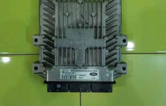 Land Rover Range Rover Sport L320 Engine control unit/module NNN500750