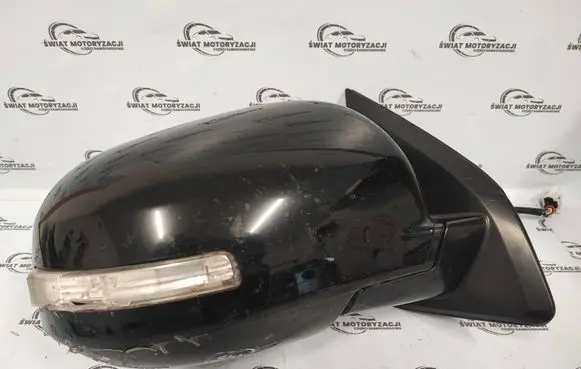 Mitsubishi Outlander Front door electric wing mirror 