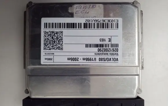 Volvo S80 Engine control unit/module 0261208290