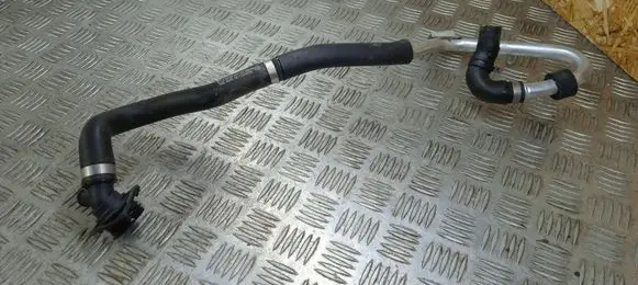 Mercedes-Benz GLC X253 C253 Engine coolant pipe/hose A2058303102