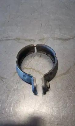 Mercedes-Benz C W205 Muffler pipe connector clamp A0009958902