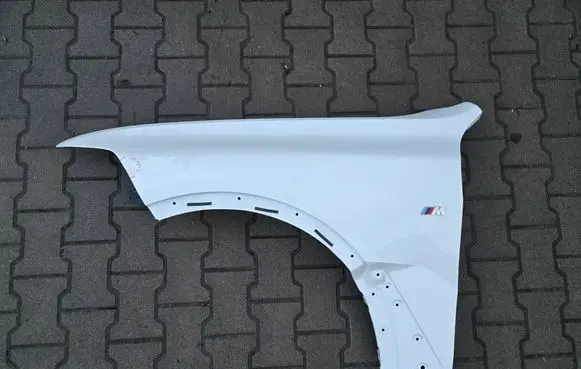 BMW X7 G07 Fender