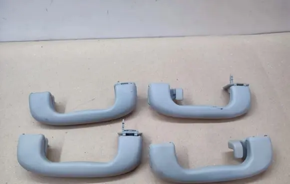 Opel Mokka A set of handles for the ceiling 