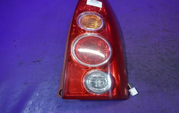 Mazda Premacy Rear/tail lights 22061961