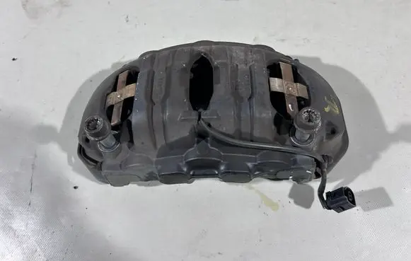 Porsche Cayenne (92A) Front brake caliper 7PP615150AC 7PP615150AP 95835112420