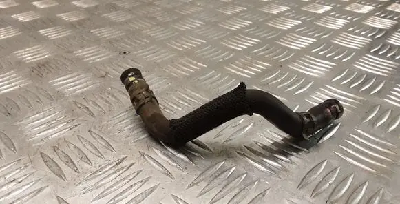 Toyota Prius (XW20) Engine coolant pipe/hose