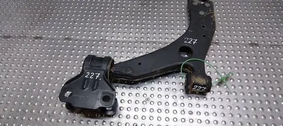 Volvo V40 Front control arm AV61-3A262-DA