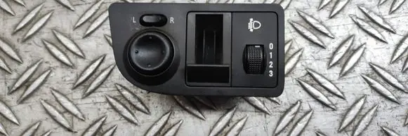 Chevrolet Spark Wing mirror switch 201006542