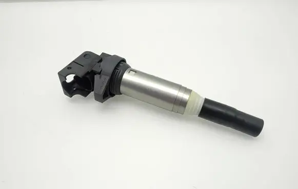 BMW X3 F25 High voltage ignition coil 8616153 28114820