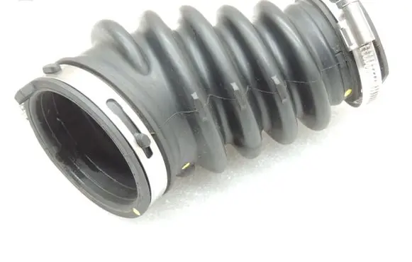 Ford Focus Air intake hose/pipe JX619R504AA