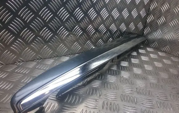 Lexus RX 330 - 350 - 400H Trunk door license plate light bar 7680148040