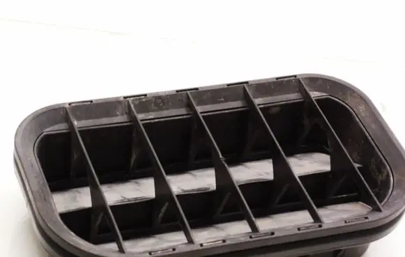 Skoda Superb B6 (3T) Quarter panel pressure vent 4A0819181