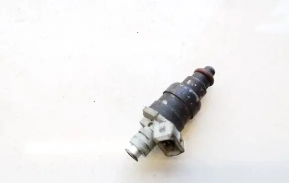 Audi A4 S4 B5 8D Fuel injector 078133551d