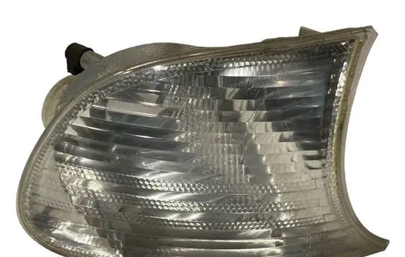 Front indicator light