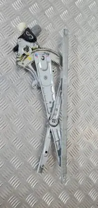 Mitsubishi L200 Front door window regulator with motor