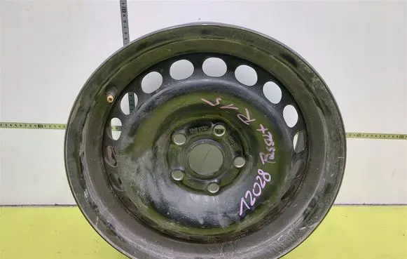 Volkswagen PASSAT B5 R15 steel rim 