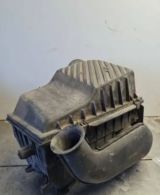 Volkswagen PASSAT B3 Air filter 191129620