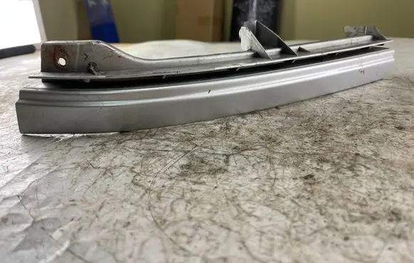 Opel Zafira A Under headlight/headlamp trim 90580651