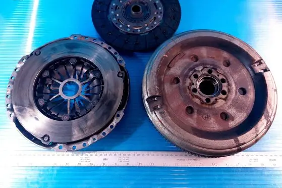 Volkswagen PASSAT B7 Clutch set kit 03L105266DJ ZSB 38404