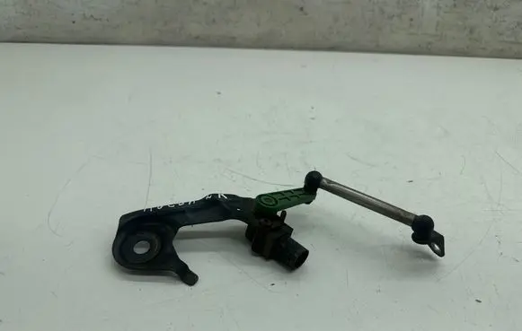 Porsche Macan (95B) Rear air suspension level height sensor 8R0941309B