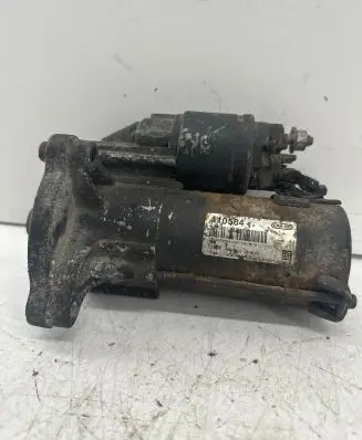 Citroen C4 I Starter motor 110584
