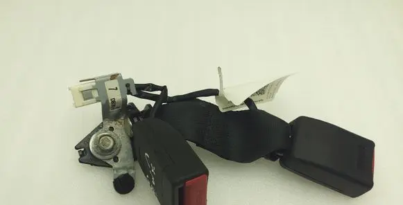 Mazda CX-3 Middle seatbelt buckle (rear) AGJ21386 AGJ21685