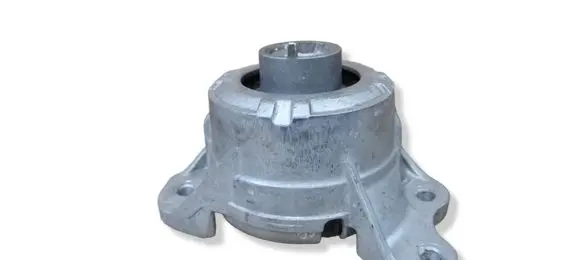Mercedes-Benz GLC C253 Engine mount bracket A2532401100