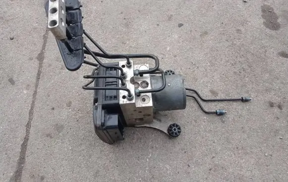 BMW 5 F10 F11 ABS Pump 0265960361 6797375 6797377